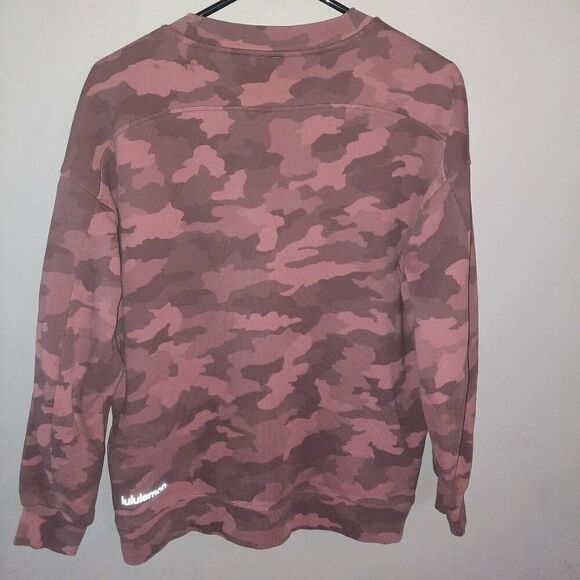 Lululemon Perfectly Oversized Crew Sweatshirt Pink Camo - Picture 2 of 5